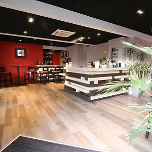 https://hotel-lune-etoile.hotels-rhonealpes.com