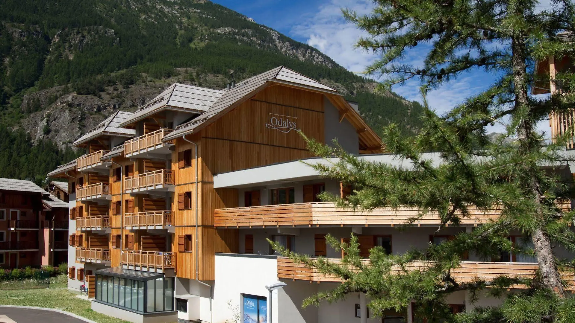 Residence Odalys Aquisana Ла-Саль-лез-Альп Апарт-отель