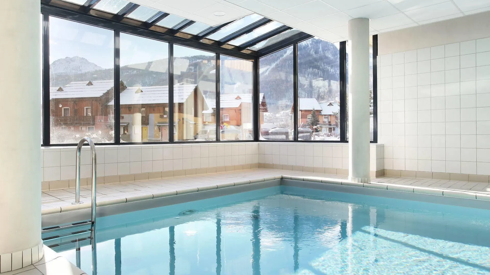 *** Апарт-отель Residence Odalys Aquisana Ла-Саль-лез-Альп Франция