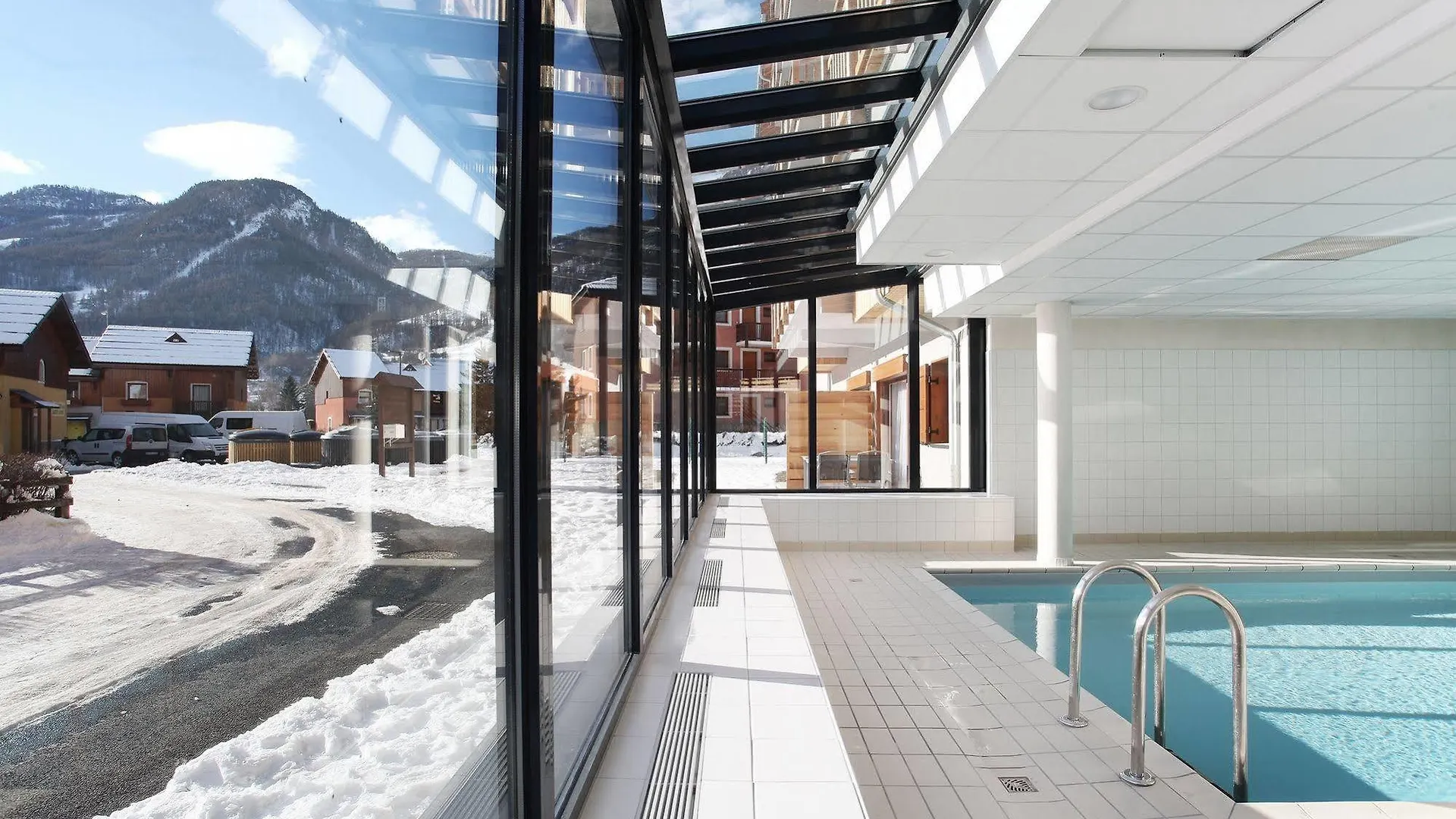 Residence Odalys Aquisana Ла-Саль-лез-Альп 3*,